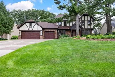 8941 Hunters Trail, Woodbury, MN 55125 - Photo 1