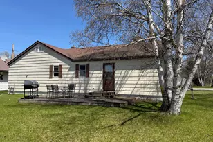 920 13th Ave, International Falls, MN 56649 - Photo 5