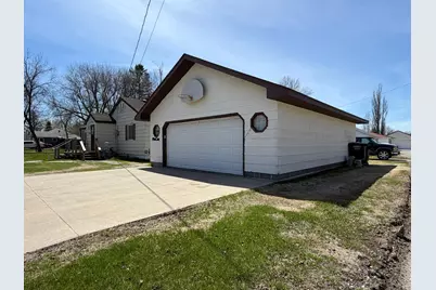 920 13th Avenue, International Falls, MN 56649 - Photo 7