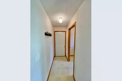 208 Broad Street S, Comfrey, MN 56019 - Photo 23