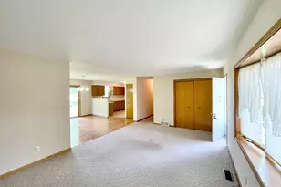 208 Broad Street S, Comfrey, MN 56019 - Photo 13