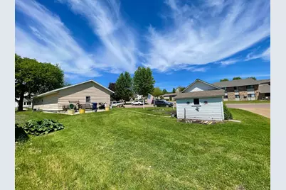115 W Lincoln Street, Springfield, MN 56087 - Photo 39