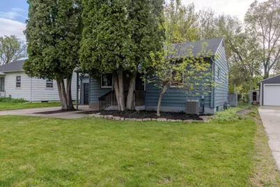 1521 13 1/2 Street S, Fargo,  58103 - Photo 1