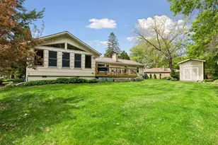 3613 Robin Ln, Hopkins, MN 55305 - Photo 3