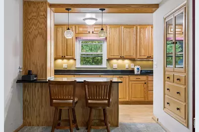 3613 Robin Lane, Hopkins, MN 55305 - Photo 7