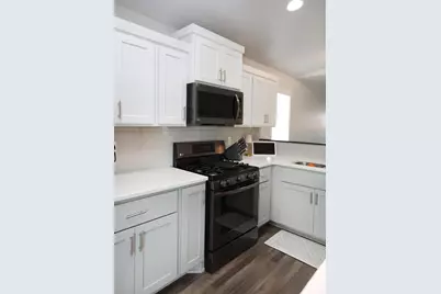 1719 67th Avenue S, Fargo, ND 58104 - Photo 5