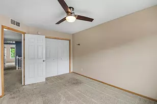 2171 Shamrock Pl, Chaska, MN 55318 - Photo 19
