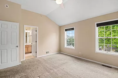 2171 Shamrock Place, Chaska, MN 55318 - Photo 13