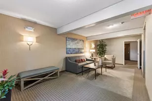 215 Barry Ave S, Wayzata, MN 55391 - Photo 23
