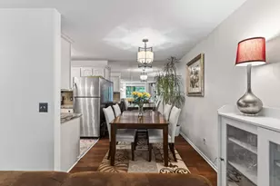 215 Barry Ave S, Wayzata, MN 55391 - Photo 7