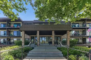 215 Barry Ave S, Wayzata, MN 55391 - Photo 21