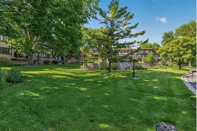 215 Barry Avenue S #216, Wayzata, MN 55391 - Photo 65