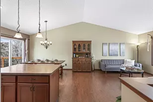 1674 Palomino St, Shakopee, MN 55379 - Photo 5
