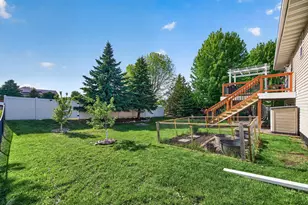 1674 Palomino St, Shakopee, MN 55379 - Photo 33