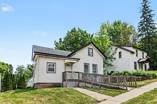 319 Buchanan St, Red Wing, MN 55066 - Photo 1