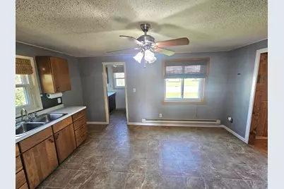 127 S State Street, Warren, MN 56762 - Photo 7