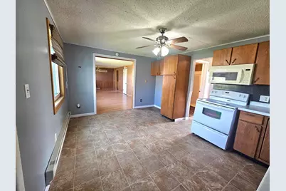127 S State Street, Warren, MN 56762 - Photo 9