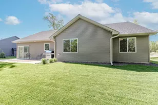4704 381st Trail, North Branch, MN 55056 - Photo 5