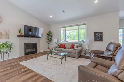 4704 381st Trail, North Branch, MN 55056 - Photo 11
