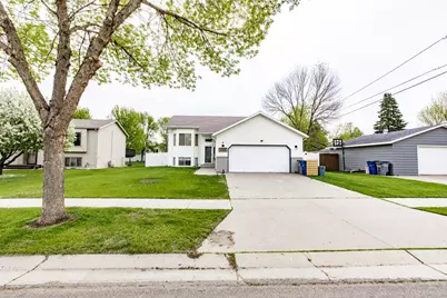 1116 18th Street N, Moorhead, MN 56560 - Photo 5