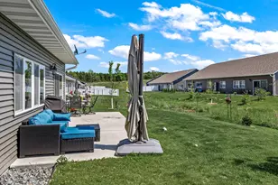 3403 Iris Dr, Eau Claire, WI 54703 - Photo 29