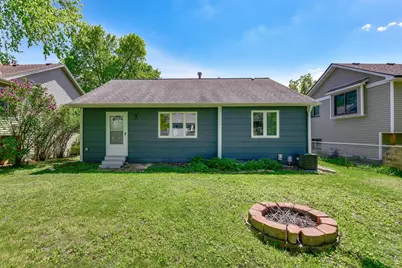 879 Iowa Avenue W, Saint Paul, MN 55117 - Photo 31