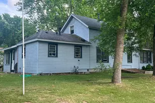 330 Railroad Ave NW, Mora, MN 55051 - Photo 3
