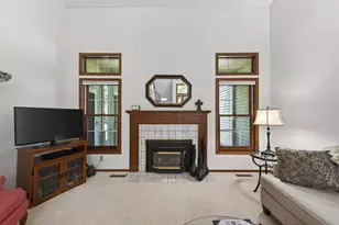 11106 Oregon Ave S, Bloomington, MN 55438 - Photo 9