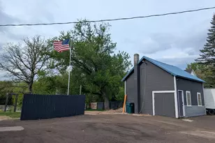 914 NE 2nd Ave NE, Long Prairie, MN 56347 - Photo 3