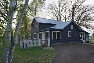 914 NE 2nd Ave NE, Long Prairie, MN 56347 - Photo 1
