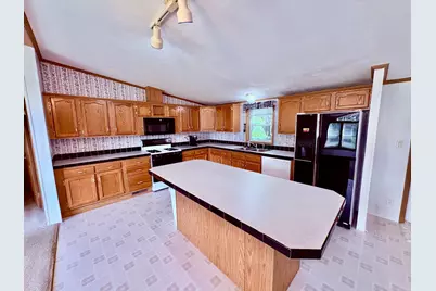 2640 18th Street NW, Baudette, MN 56623 - Photo 33
