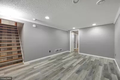 1066 Beatrice Street, Eagan, MN 55121 - Photo 21