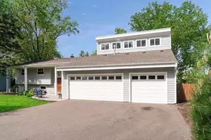 3425 Churchill St, Shoreview, MN 55126 - Photo 3