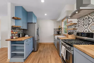 3425 Churchill Street, Shoreview, MN 55126 - Photo 9