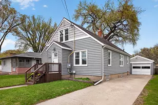 1349 10th Ave S, Fargo,  58103 - Photo 3