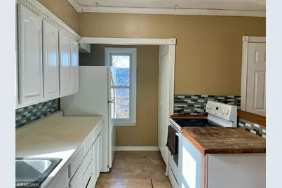 704 Mulberry Street W, Stillwater, MN 55082 - Photo 9