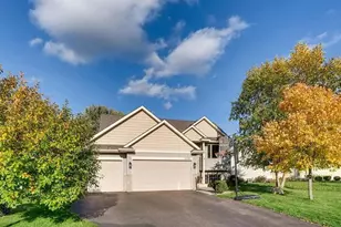 10780 Sailor Way, Woodbury, MN 55129 - Photo 1