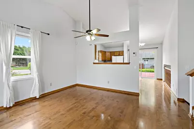 979 Pointe Way, Eagan, MN 55123 - Photo 9