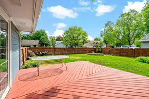 979 Pointe Way, Eagan, MN 55123 - Photo 3