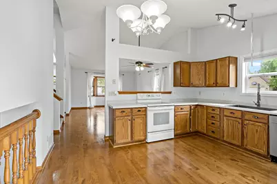 979 Pointe Way, Eagan, MN 55123 - Photo 11