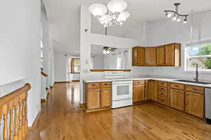 979 Pointe Way, Eagan, MN 55123 - Photo 11