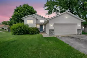 16467 Godson Dr, Lakeville, MN 55044 - Photo 55