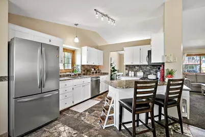 16467 Godson Drive, Lakeville, MN 55044 - Photo 3