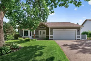 9391 Newcastle Rd, Woodbury, MN 55125 - Photo 1
