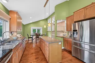 9391 Newcastle Rd, Woodbury, MN 55125 - Photo 15