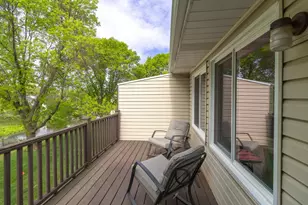 1420 Hilo Ave N, Oakdale, MN 55128 - Photo 5