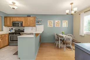 1420 Hilo Ave N, Oakdale, MN 55128 - Photo 7