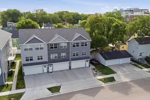 911 7th St N, Fargo, ND 58102 - Photo 29