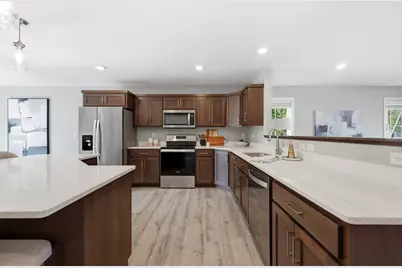 911 7th Street N, Fargo, ND 58102 - Photo 9