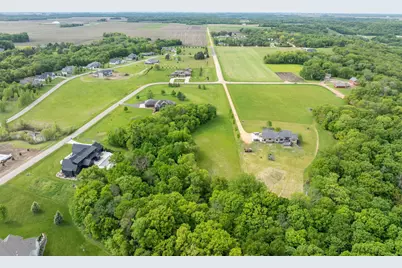 275 Summerfield Trail, Mankato, MN 56001 - Photo 13